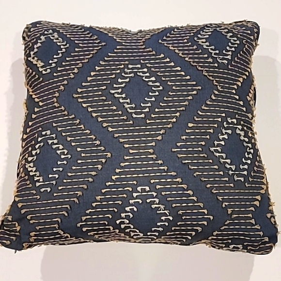 Raymour & Flanigan Santa Fe Upholstered Throw Pillow Covers Set of 2 Muted Green - Picture 3 of 5